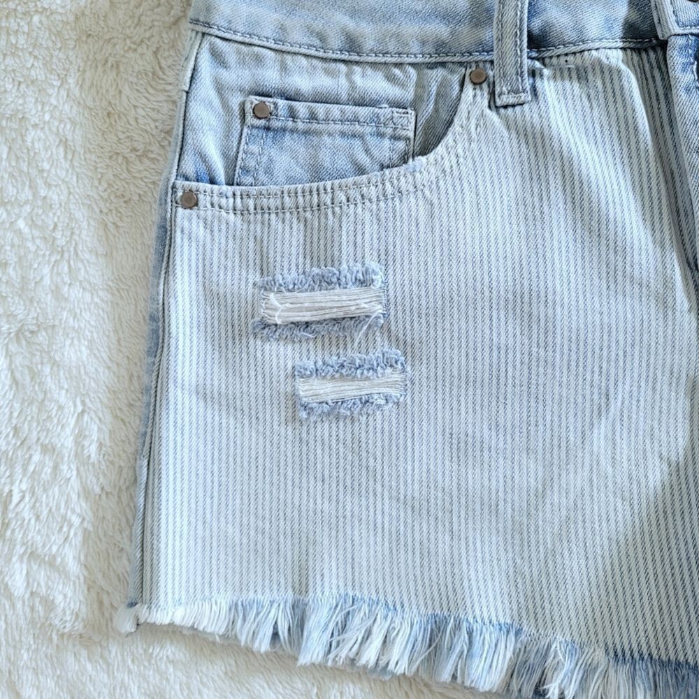 Rewash "The Riley" High Rise Shorts - NWT - Picture 3 of 12
